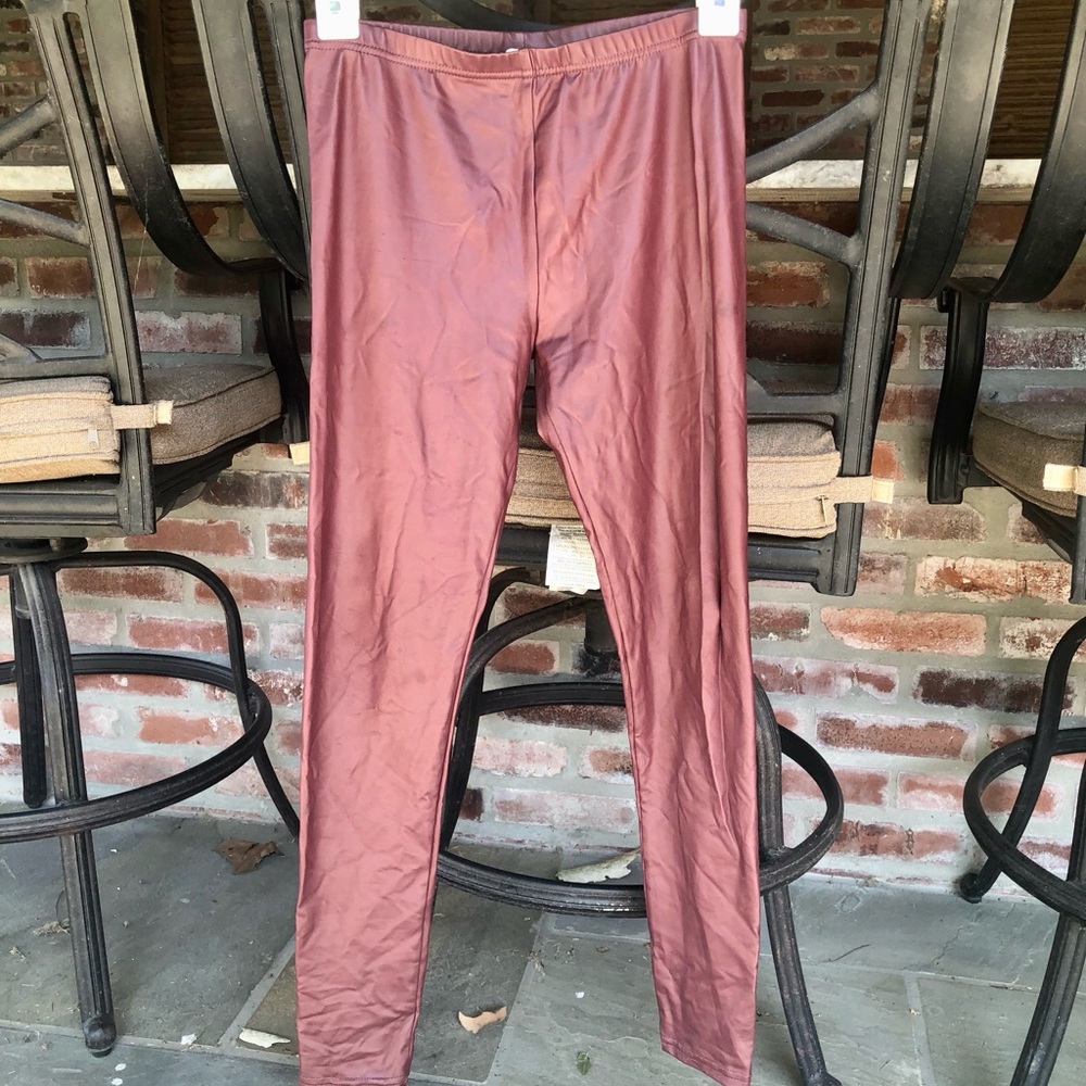 EUC faux leather leggings